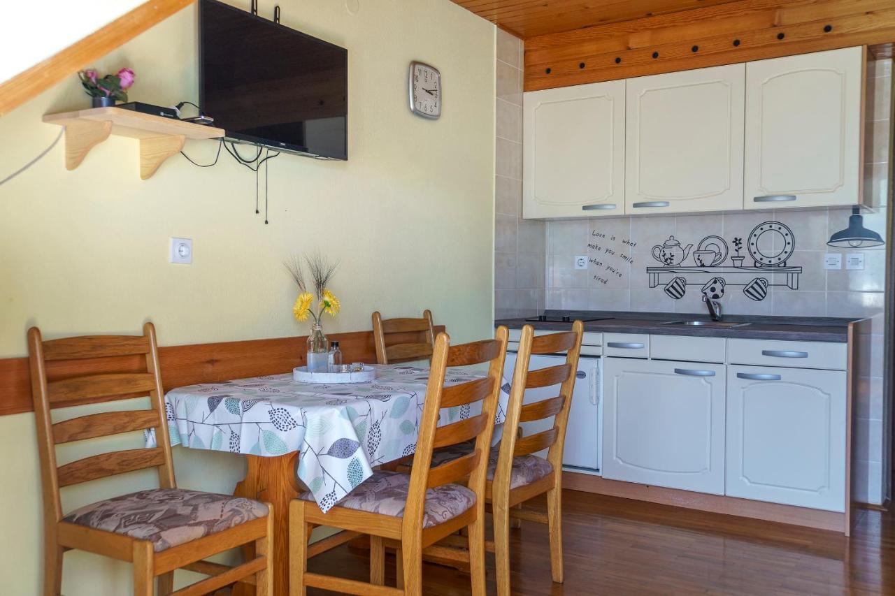Apartments Zakrasnik Škofja Loka Zewnętrze zdjęcie