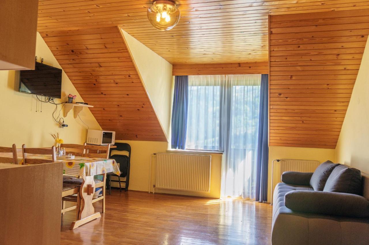Apartments Zakrasnik Škofja Loka Zewnętrze zdjęcie