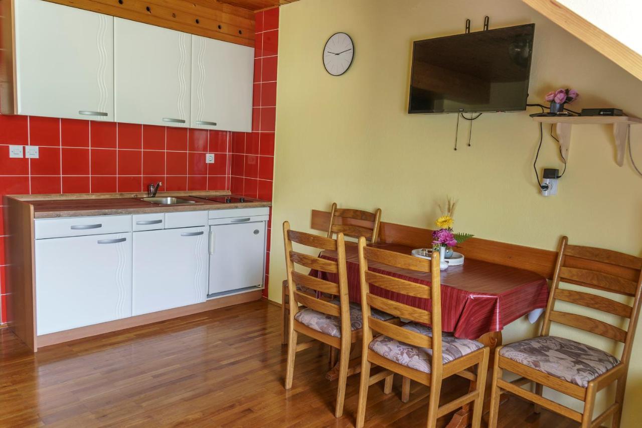 Apartments Zakrasnik Škofja Loka Zewnętrze zdjęcie
