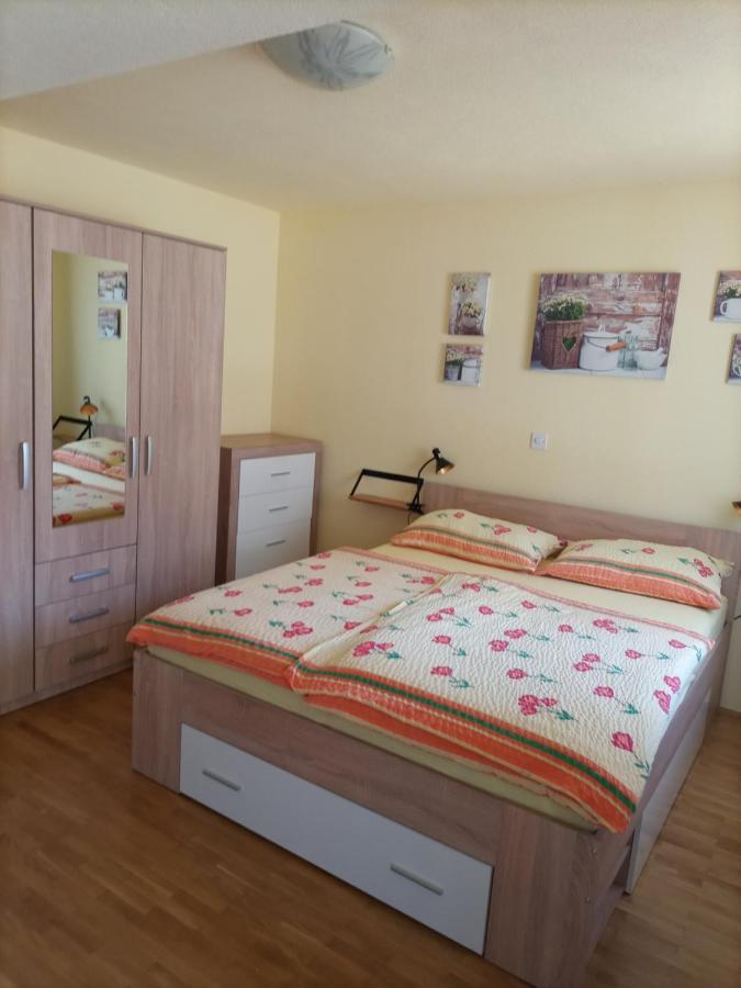 Apartments Zakrasnik Škofja Loka Zewnętrze zdjęcie